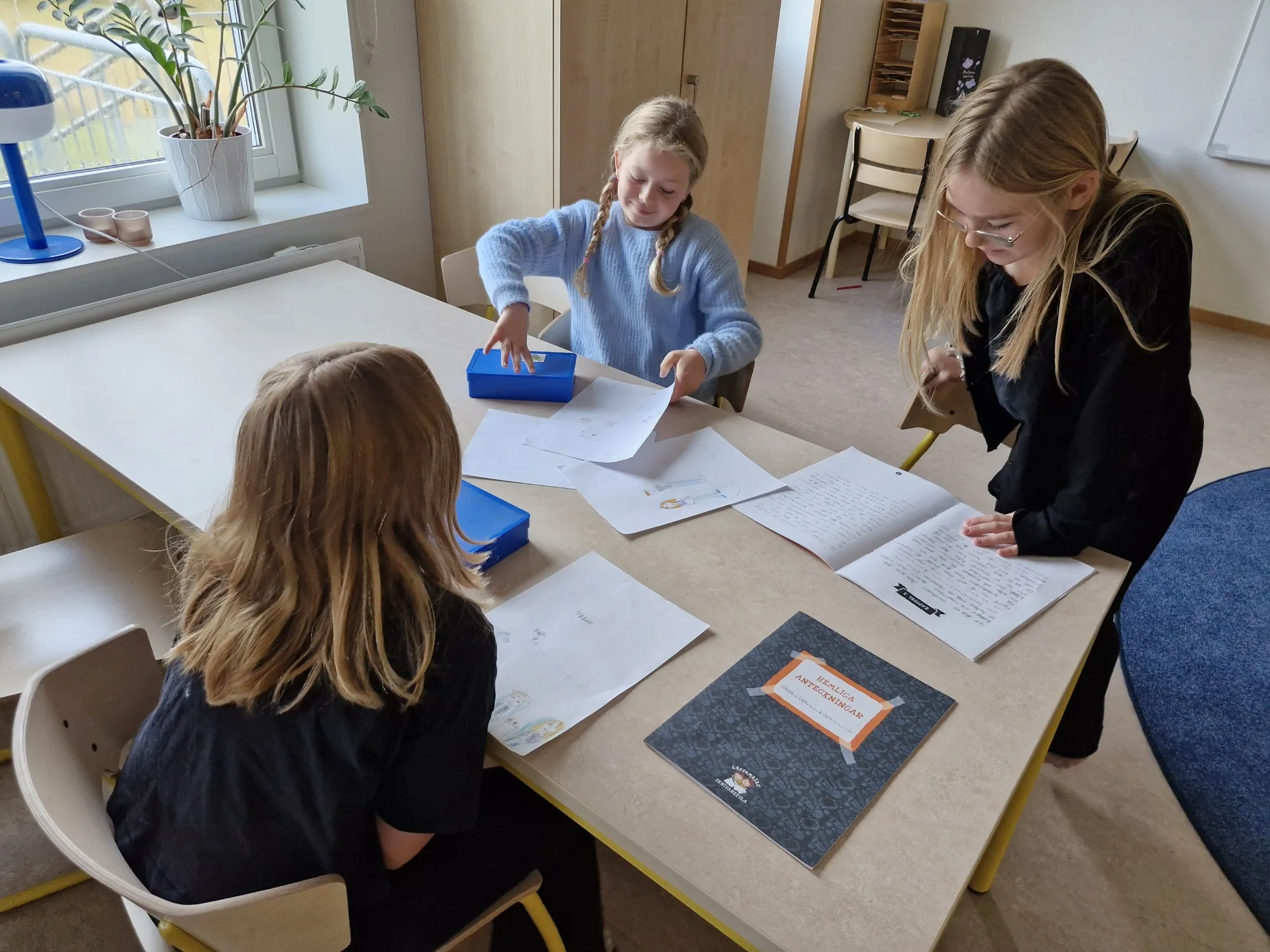 Elever på LasseMajas skrivarskola
